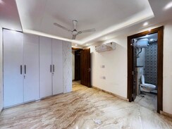 4 BHK + Servant Room Builder Floor For Rent in Chittaranjan Park