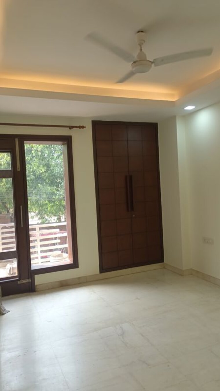 Room, new rajinder nagar 3 Bedroom 1830 Sq.Ft. Builder Floor In New Rajinder Nagar Delhi 10348293