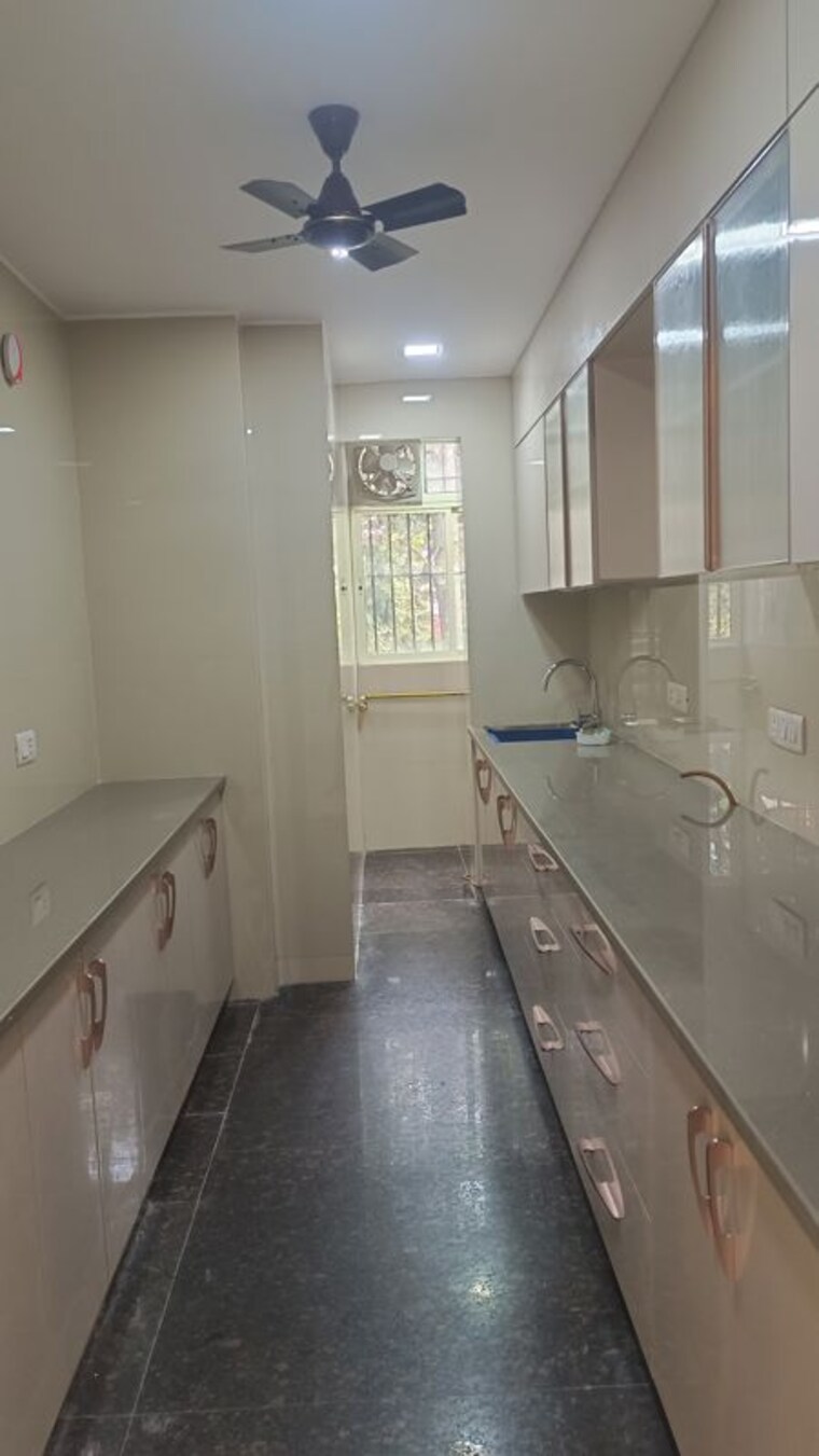 Kitchen, new rajinder nagar 3 Bedroom 1830 Sq.Ft. Builder Floor In New Rajinder Nagar Delhi 10348293