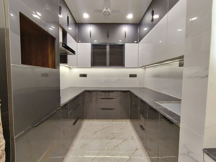 Kitchen, lajpat nagar iii 1 Bedroom 100 Sq.Yd. Apartment In Lajpat Nagar Iii Delhi 10348309