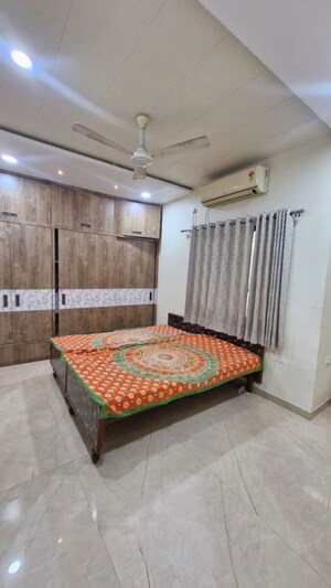 Bedroom in 3 BHK Apartment at Manish Nagar – for Rent
