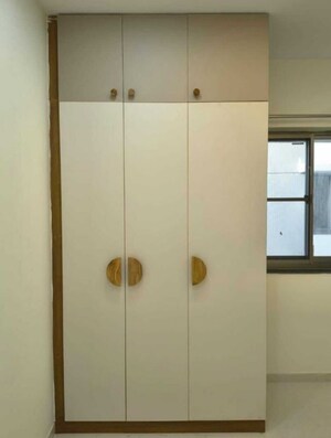 Furnished Amenities in 2 BHK Apartment at Frontline Seven, Kokapet – for Rent