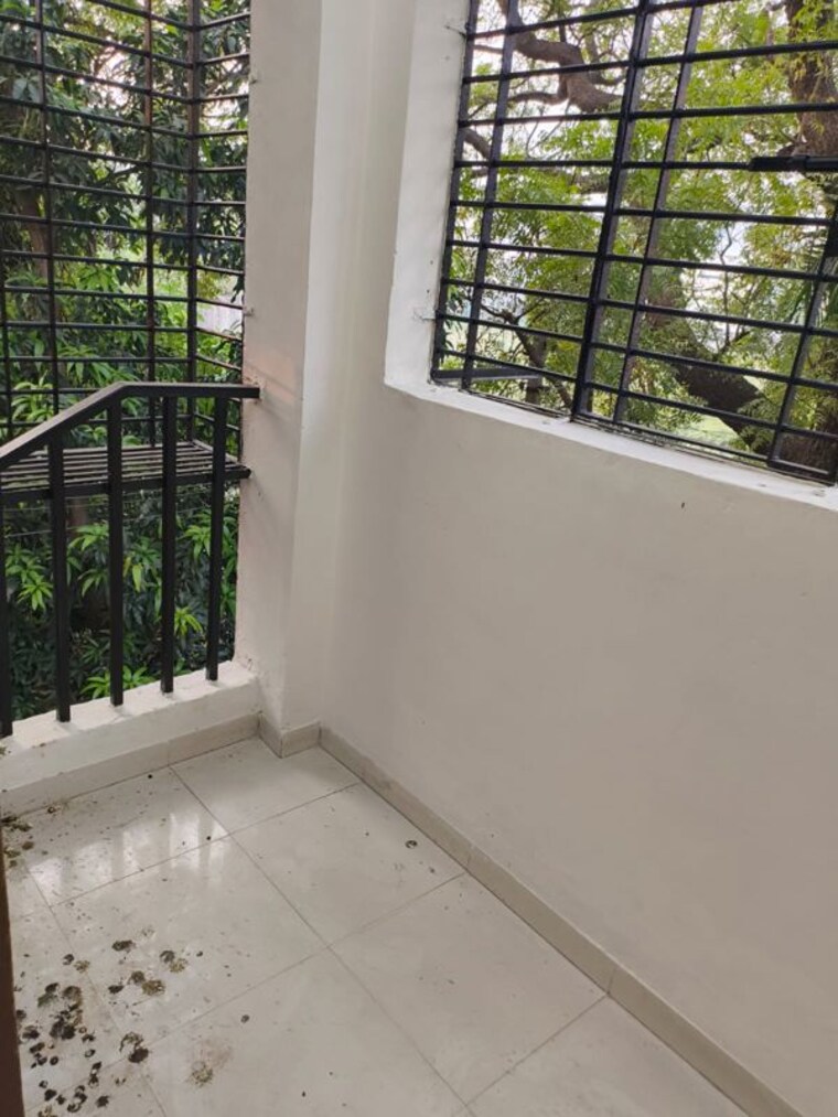 Balcony, adajan 2 Bedroom 1200 Sq.Ft. Apartment In Adajan Surat 10348338