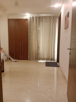 Bathroom in 4 BHK Builder Floor at Green Park Extension – for Rent