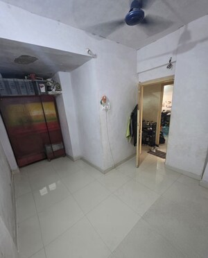 Building Lobby in 1 BHK Apartment at Usha Kiran CHS Andheri, Andheri West – for Rent
