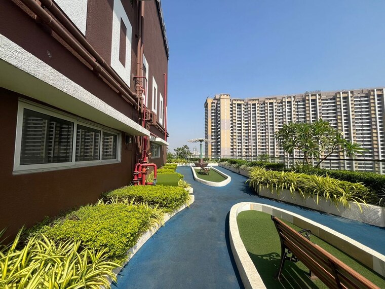 Balcony, sheth-irene 2 Bedroom 676 Sq.Ft. Apartment In Malad West Mumbai 9897097