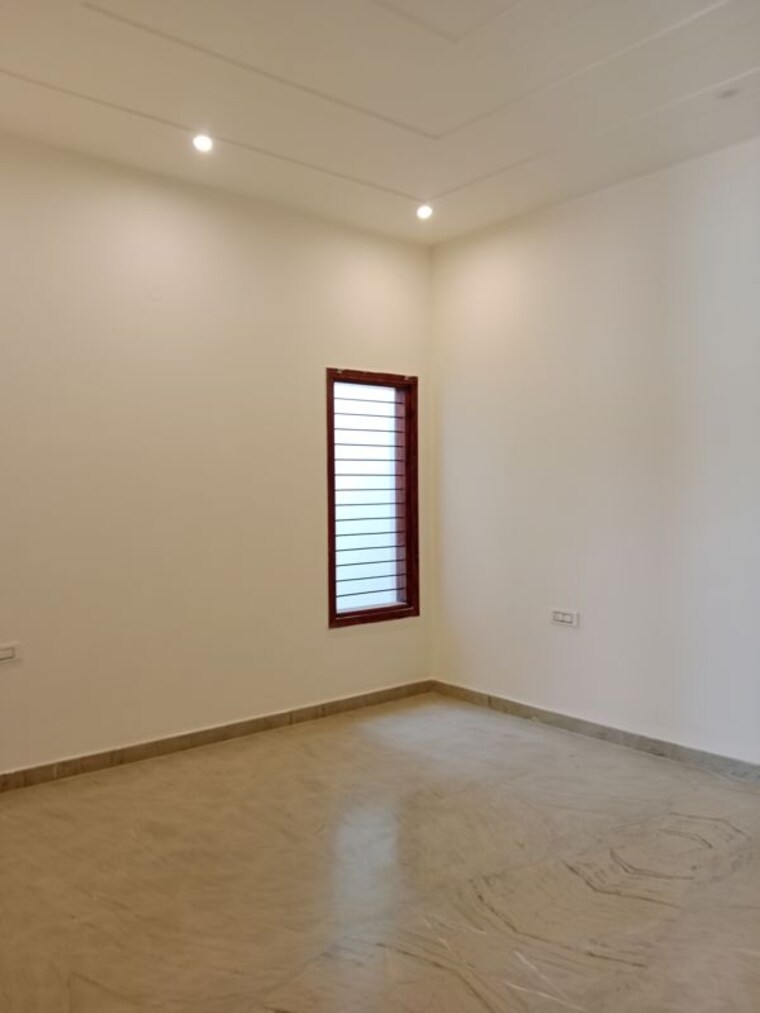 Room, sector 18 2.5 Bedroom 2659 Sq.Ft. Builder Floor In Sector 18 Panipat 10348386
