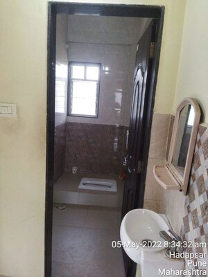 Bathroom in 1 BHK Apartment at Amar Srushti, Hadapsar – for Rent