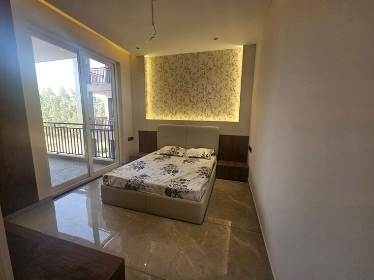 Bedroom, mrs-hi-greens 4 Bedroom 2300 Sq.Ft. Penthouse In Kishanpura Zirakpur 10348419