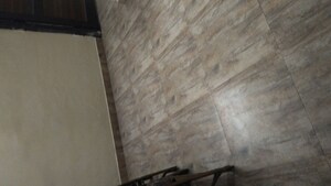 Furnished Amenities in 3 BHK Apartment at Arun Vihar Sector 37, Sector 37 – for Rent