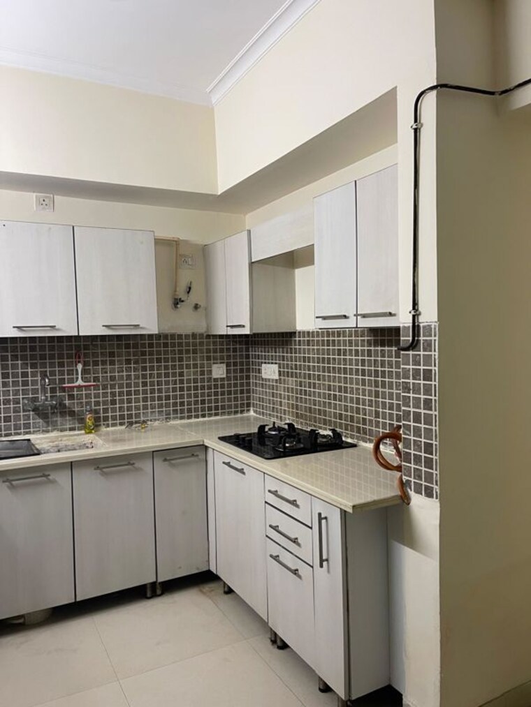 Kitchen, arun-vihar-sector-37 3 Bedroom 1500 Sq.Ft. Apartment In Sector 37 Noida 10348410