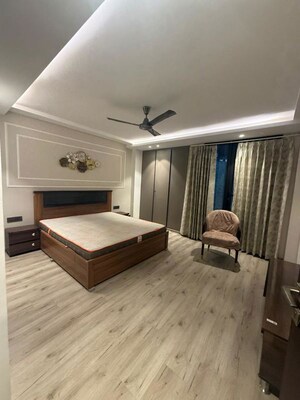 Bedroom in 3 BHK Builder Floor at Green Wood City, Sector 45 – for Rent