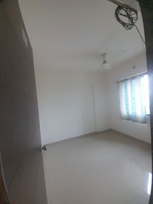 Room in 1 BHK Apartment at Kundan Easterlia, Lohgaon – for Rent