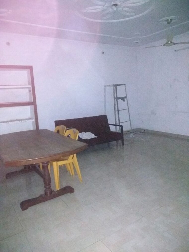 Room, lda colony 2 Bedroom 1500 Sq.Ft. Builder Floor In Lda Colony Lucknow 10291497