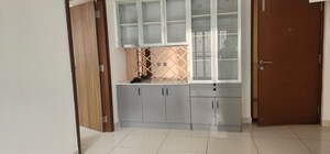 Room in 2 BHK Apartment at Prestige Finsbury Park Hyde, Bagaluru – for Rent