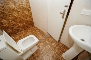 Bathroom in 2.5 BHK Apartment at Nirala Greenshire Phase I, Patwari – for Sale