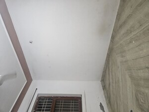 Balcony in 1 BHK Independent House at Sarita Vihar – for Rent