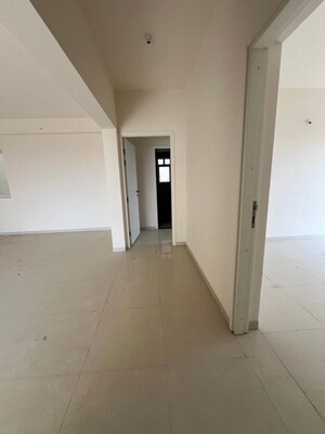 Room in 2 BHK Apartment at Godrej Nurture Pune, Mamurdi – for Rent
