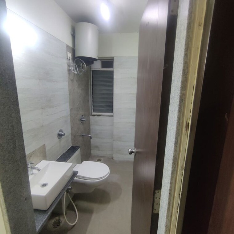 Bathroom, saidham-chs-malad-west 1 Bedroom 410 Sq.Ft. Apartment In Malad West Mumbai 10348552