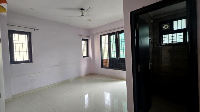 Room, sector 39 2 Bedroom 1240 Sq.Ft. Builder Floor In Sector 39 Gurgaon 10348569