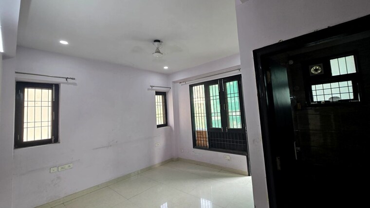 Room, sector 39 2 Bedroom 1240 Sq.Ft. Builder Floor In Sector 39 Gurgaon 10348569