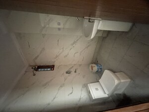 Bathroom in 3 BHK Builder Floor at Rps Palms, Sector 88 – for Sale