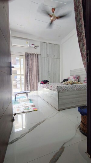 2 BHK Independent House For Rent in Bhondsi