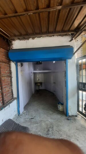  Shop For Rent in Kalkaji