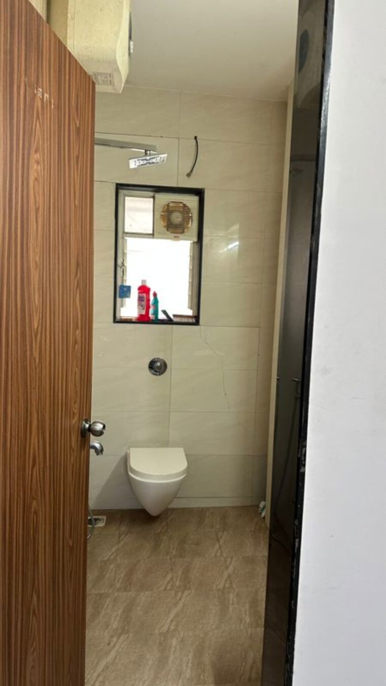 Bathroom, anjali-apartments-karve-nagar 2.5 Bedroom 1100 Sq.Ft. Apartment In Karve Nagar Pune 10348604