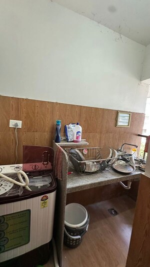 Bedroom in 2.5 BHK Apartment at Anjali Apartments Karve Nagar, Karve Nagar – for Rent