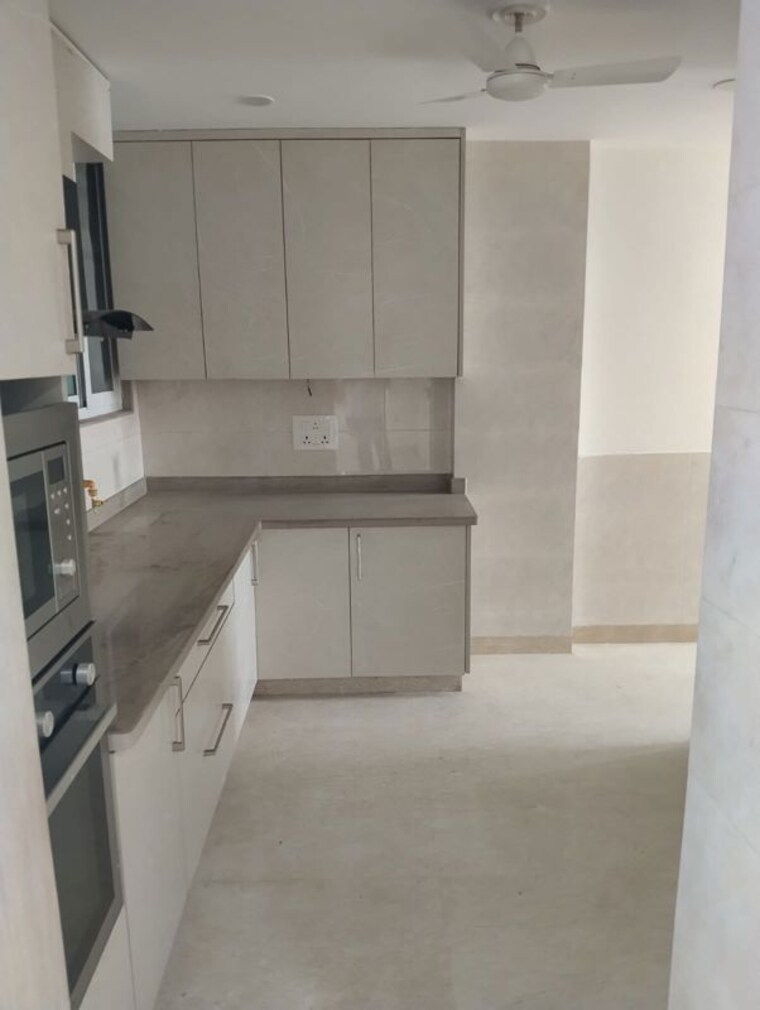 Bathroom, safdarjung enclave 4 Bedroom 2250 Sq.Ft. Builder Floor In Safdarjung Enclave Delhi 10348665