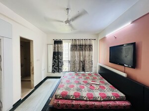 Bedroom in 2 BHK Apartment at Hiranandani Estate, Ghodbunder Road – for Rent