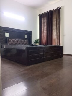 2.5 BHK + Pooja Room Apartment For Sale in Gaur City 7th Avenue