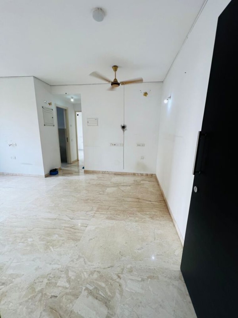Room, hiranandani-estate-rodas-enclave 1 Bedroom 483 Sq.Ft. Apartment In Ghodbunder Road Thane 10348685