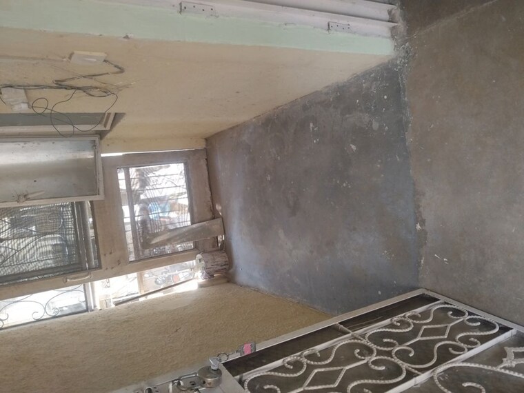  Parking, arun-vihar-sector-37 2 Bedroom 700 Sq.Ft. Apartment In Sector 37 Noida 10348647