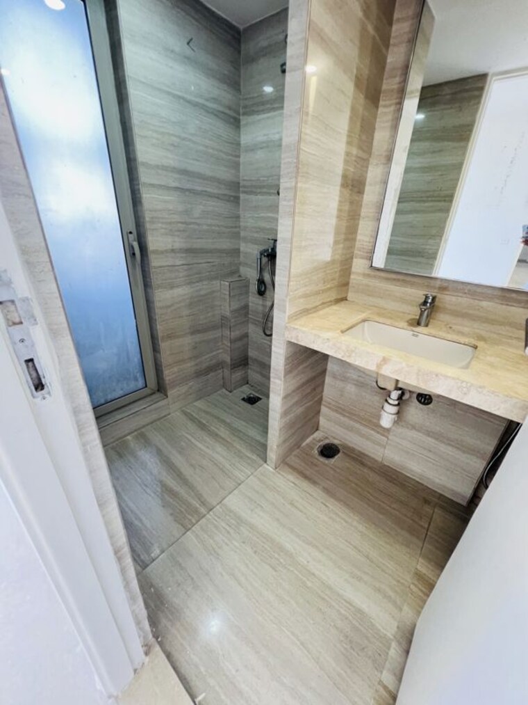 Bathroom, hiranandani-estate-barca 2 Bedroom 710 Sq.Ft. Apartment In Ghodbunder Road Thane 10348710