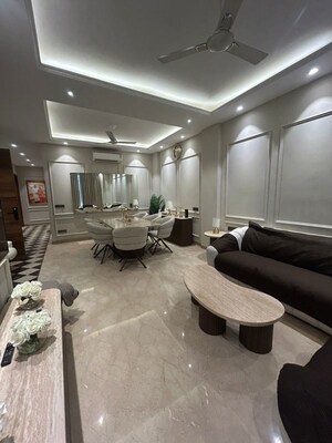 Living Room in 4 BHK Apartment at Safdarjung Enclave – for Rent