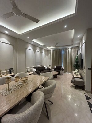 Living Room in 4 BHK Apartment at Safdarjung Enclave – for Rent