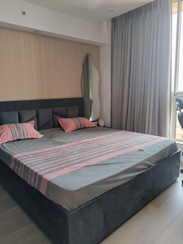 Bedroom, hiranandani-estate 3 Bedroom 1200 Sq.Ft. Apartment In Ghodbunder Road Thane 10348704