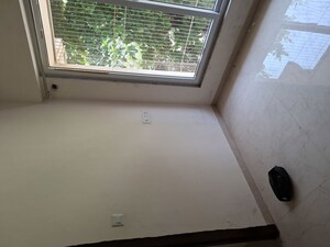 Room in 1 BHK Apartment at Ruparel Elara Mumbai, Kandivali West – for Rent