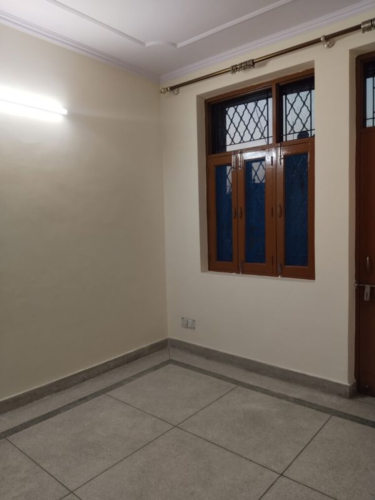 Room, sarita vihar 3 Bedroom 1900 Sq.Ft. Builder Floor In Sarita Vihar Delhi 10348829