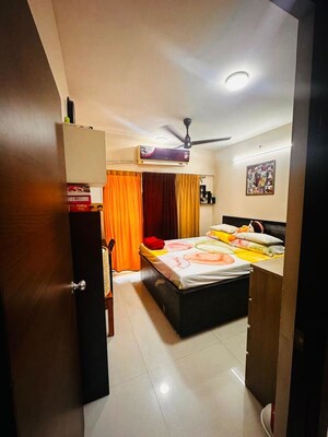 Bedroom in 2 BHK Apartment at Veena Serenity, Chembur – for Rent