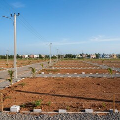 Plot For Sale in Sathnur