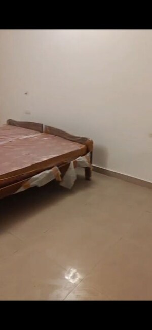 Furnished Amenities in 3 BHK Apartment at Orbit Apartments, Vip Road – for Rent