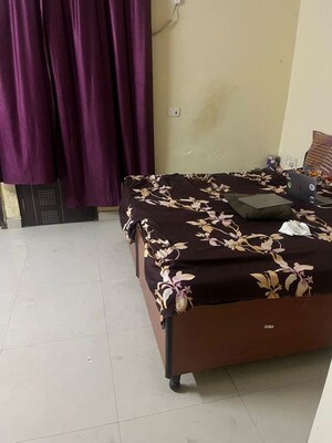 Bedroom in 2 BHK Builder Floor at RWA Apartments Sector 51, Sector 51 – for Rent