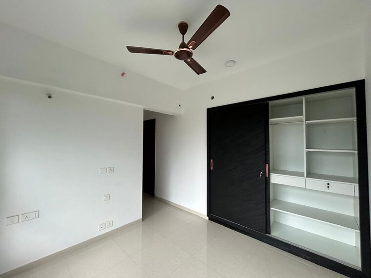 Room, kalpataru-immensa 1 Bedroom 450 Sq.Ft. Apartment In Kolshet Road Thane 10348863