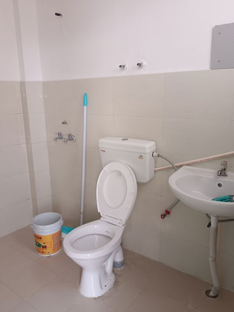 Bathroom, landmark-the-homes-81 3 Bedroom 800 Sq.Ft. Apartment In Sector 81 Gurgaon 10348857