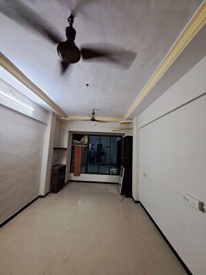 Room in 5 BHK Independent House at Gorai Manas CHS, Borivali West – for Rent