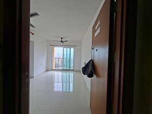 Room in 2 BHK Apartment at Rustomjee Urbania Aurelia, Thane West – for Sale