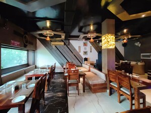  Shop For Rent in Khan Market